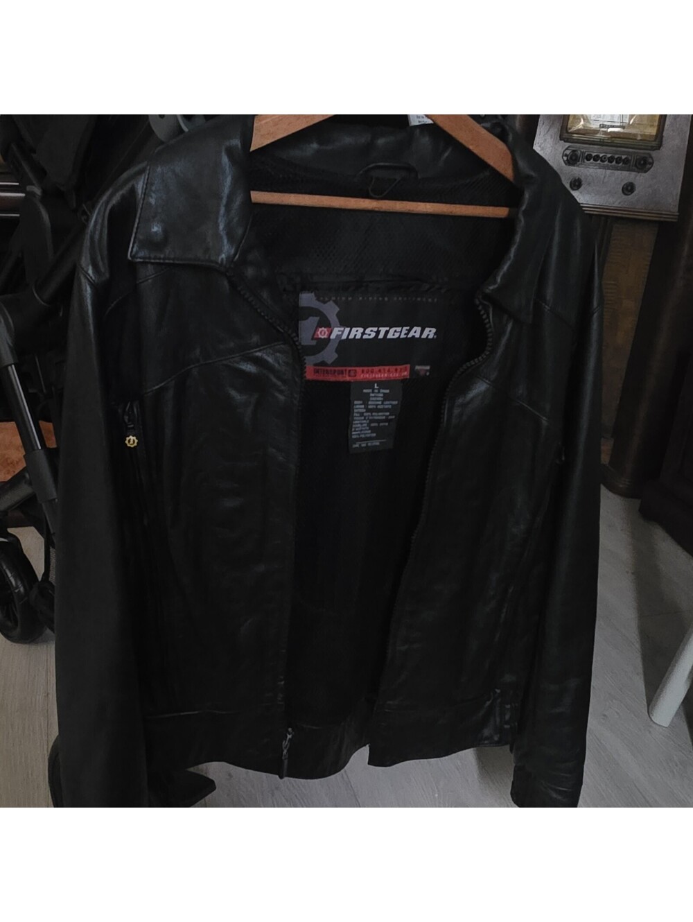 First Gear Tracker Black Leather Motorcycle Jacket Mens SZ Size Large
